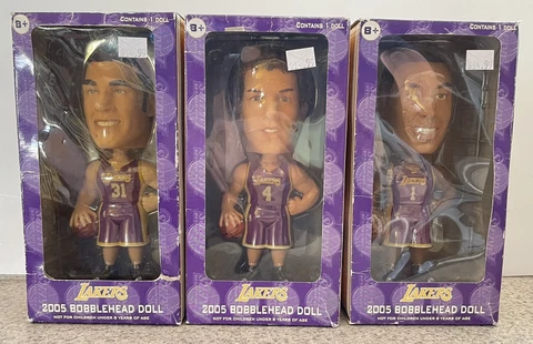 3-2005 Lakers BobbleHead Dolls Chris Mihm, Luke Walton & Caron Butler Cover