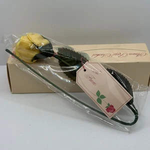 Avon Gelbe Rose Beutel im Originalkarton New Old Stock Vintage Geschenk - Bild 1 von 6