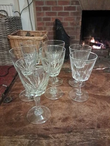 Juego de 7 vasos de jerez de vidrio vintage 5 son 5,5" 2 son 5" - Imagen 1 de 12