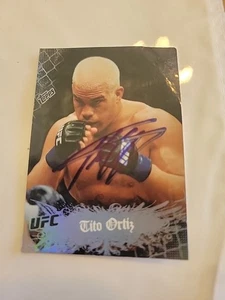 DAMAGED TITO ORTIZ AUTOGRAPH SIGNED TRADING CARD UFC  HEAVYWEIGHT CHAMPION - Picture 1 of 5