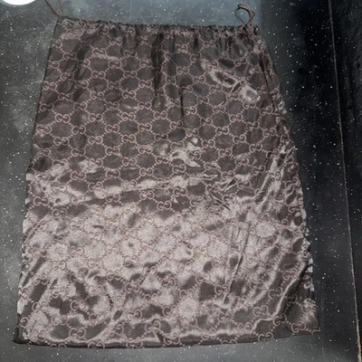 AUTÊNTICO LOGOTIPO GUCCI MONOGRAMA CORDÃO SACO DE PÓ MARROM ESCURO Tamanho 17,5"x 15,5" - Imagem 1 de 4