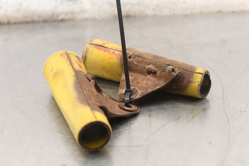 1967 Yamaha YL2 100 FRONT LEFT RIGHT FORK GUARDS SHIELDS COVERS U718 - Image 1 of 4