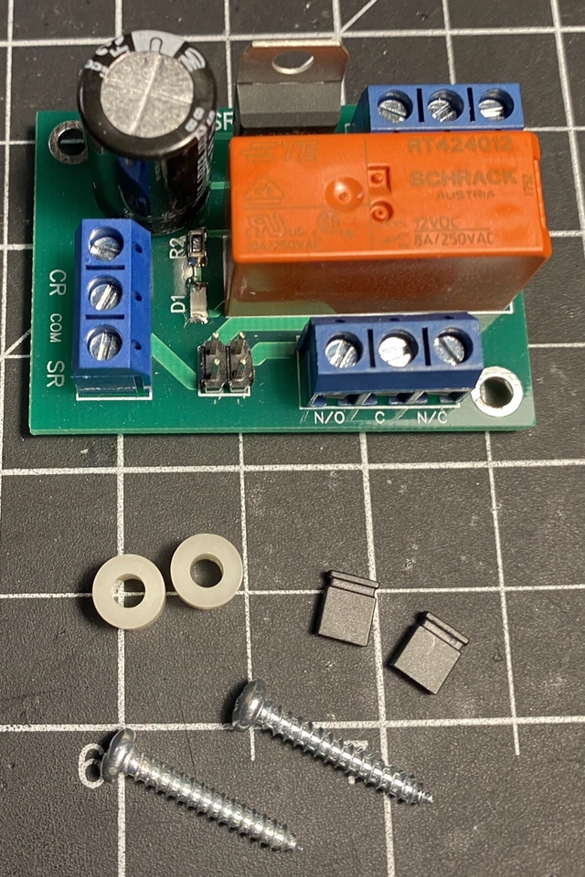 Block Sense Relay BSR-2 O scale (1:48) Block Detector (Lionel, MTH, Gargraves - Image 1 of 4