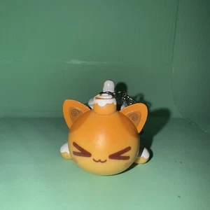 Aphmau Mystery MeeMeows Litter 2 Vinyl Cinnamon Roll Cat — Custom Keychain - Picture 1 of 7