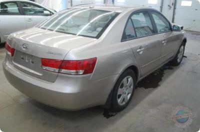 Braço de controle superior superior esquerdo dianteiro usado serve: 2008 Hyundai Sonata Front Le - Imagem 1 de 4