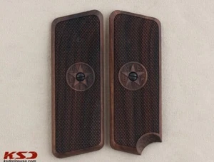 KSD Marke Tokarev TT33 kompatible Nussbaumgriffe (maßgeschneiderte Initialen) - Bild 1 von 1