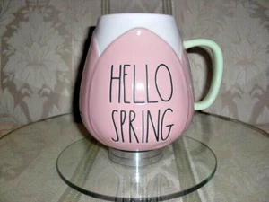 Taza con forma de tulipán Rae Dunn "HELLO SPRING" / Verde claro, rosa, blanco ¡HAZ OFERTA! - Imagen 1 de 6