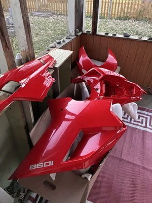 08 Carenados Ducati 1098 de carenados Monster Foto 1 de 4