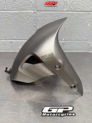 GUARDABARROS DELANTERO DUCATI DIAVEL Y X DIAVEL 2012 A 2022 V TWIN 56430911A Foto 1 de 4