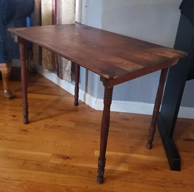 Небольшой антикварный деревянный складной складной складной стол в примитивистском стиле 1800-е 19-е годы... - Изображение 1 из 4