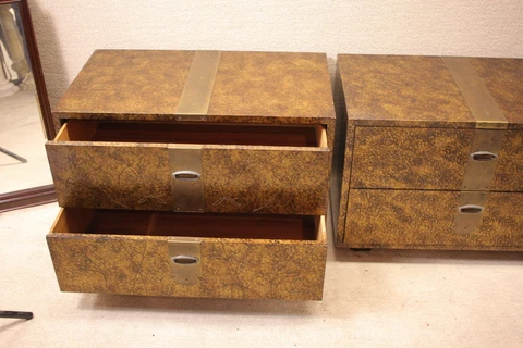 Pair modern Henredon Commodes/Dressers/Chest of Drawers Cover