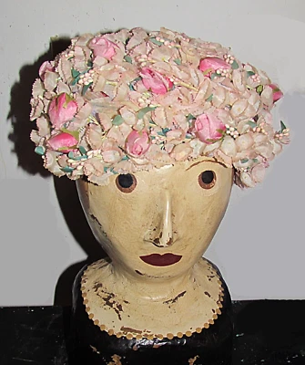 1960 Piruetas por Adolfo Sombrero Rosa Seda Brotes y Taza de Té Flores Nueva York París Foto 1 de 4