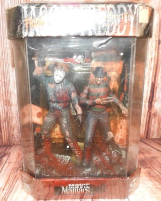 McFarlane Movie Maniacs ESPECIAL Friday the 13th Nightmare On Elm St Freddy Jason Foto 1 de 4