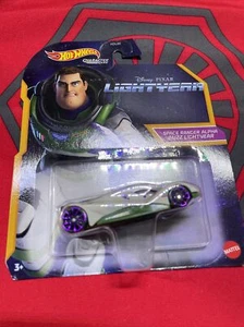 Hot wheels lightyear SPACE RANGER ALPHA BUZZ LIGHT YEAR - Picture 1 of 3