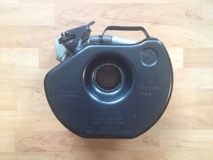 BMW E21 E12 E28 E30 E36 E32 E23 E24 Kanister Reserverad Benzinkanister Oldtimer - Bild 1 von 3
