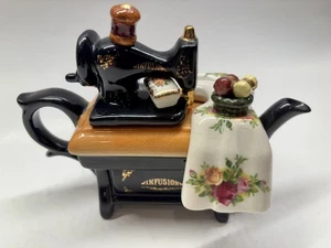 Vintage Paul Cardew Royal Albert Old Country Roses Large Sewing Machine Teapot - Picture 1 of 16