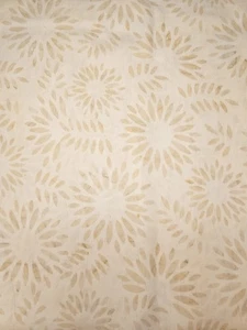 100% Cotton Batik Cream Tonal Petal Fabric FQ Fat Quarter - Picture 1 of 2