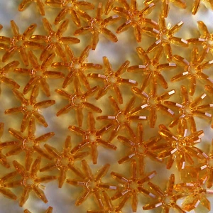*** CLOSEOUT *** Starflakes Amber Light Transparent 18mm [41 pieces] - Picture 1 of 1