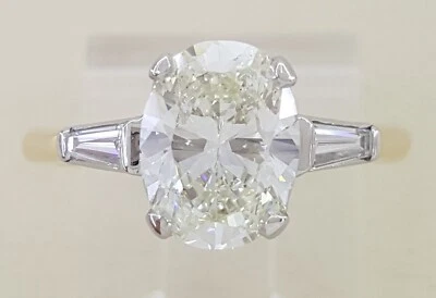 Oval Cut Diamond Three 3-Stone 14K Yellow Gold Platinum Engagement Ring 2.05 ct - Image 1 of 4