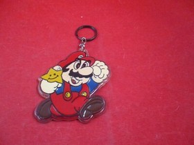 Mario w/ Star - Super Mario Bros. Nintendo NES 1988 Plastic Keychain