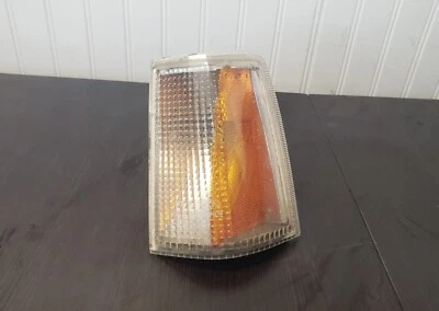 Volvo 740 760 Quad Headlights Turn Light Driver Side LH OEM  - Image 1 of 4