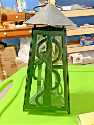 Linterna Vela Decorativa Metal y Vidrio con Mosca Dragón 11" Alto Foto 1 de 4