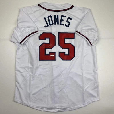 Autographed/Signed ANDRUW JONES Atlanta White Baseball Jersey JSA COA Auto - Image 1 of 4