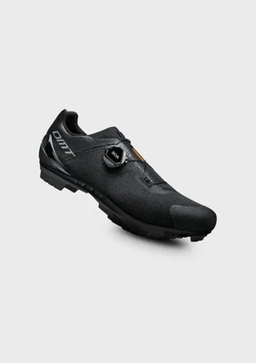 ZAPATOS MTB DMT KM4 Negros Talla 41 Foto 1 de 3