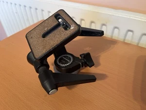 Manfrotto 115 pan & tilt tripod head - Made In Italy - Picture 1 of 2