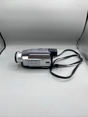 Panasonic PV-DV520 Silver 700x Digital Zoom Mini DV Palmcorder For Parts Only - Image 1 of 4