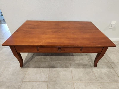 老式ETHAN ALLEN乡村颜色收藏品枫木咖啡桌 — 第 1/4 张图片