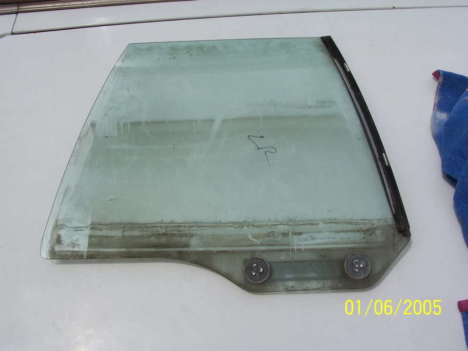 Colony Park 1987 puerta trasera izquierda ventana vidrio fabricante original usado Mercury Foto 1 de 4