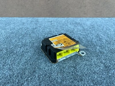 INFINITI QX56 QX80 2011-2017 OEM UNDER CONSOLE MODULE UNIT ASSEMBLY (INTACT) - Image 1 of 4