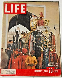 LIFE Magazine 1961 Santa Maria Pirates Queen Elizabeth India Elizabeth Taylor - Imagen 1 de 4