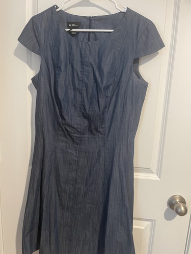 ALYX Abito denim blu retrò vintage taglia 12 maniche ad aletta lunghezza ginocchio 20 pit to pit 36