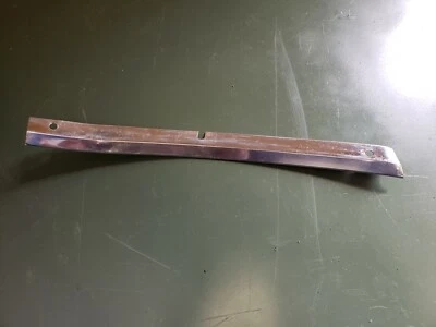 RH Front Wheel Opening Molding Extension 1964 Jetstar 1 J88 S88 D88 Oldsmobile - Imagem 1 de 4