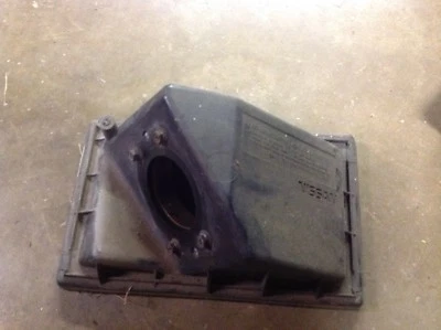 Nissan Máxima 1990-1994 OEM tapa de caja de aire 1989 1991 1992 1993 89 90 91 92 93 94 Foto 1 de 3