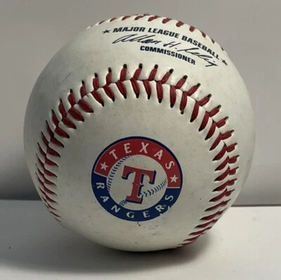 Comisionado Oficial de Grandes Ligas Rawlings Béisbol Texas Rangers VER SELECCIONES Foto 1 de 4