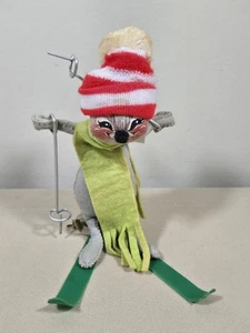 Ratón gris esquí vintage Annalee 6" Navidad 1965 Down Hill - Imagen 1 de 6