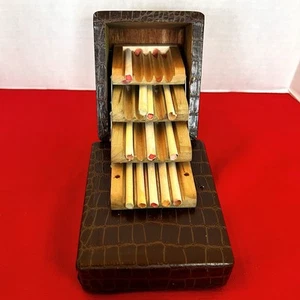 Vintage überzogene Holz Spieluhr Zigarettenspender 20 Fassungsvermögen siehe Video - Bild 1 von 19