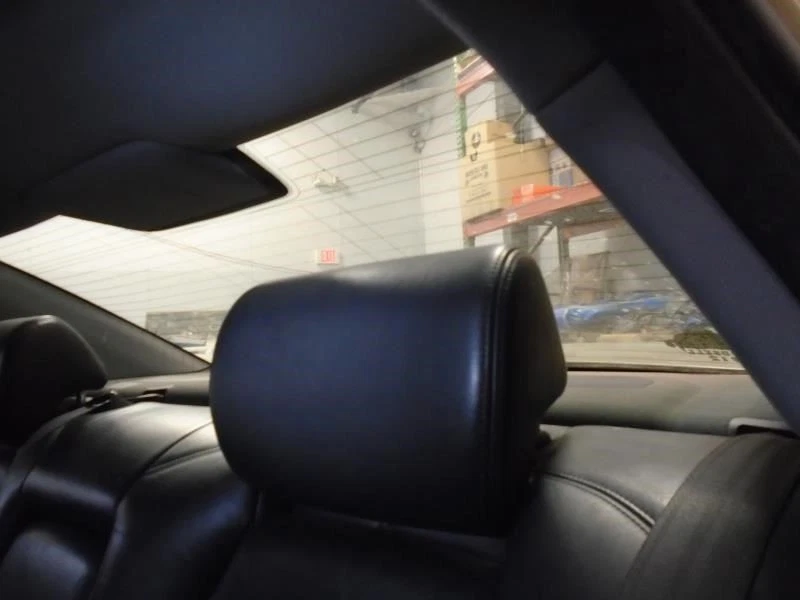 TL        2004 Headrest 1723131 - Image 1 of 1