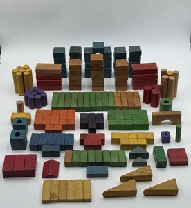 Vintage Lot Of 190 Piece Wooden Wood Colored Building Blocks Assorted Set - Picture 1 of 4