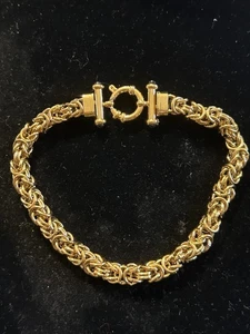 ¡NUEVO! Brazalete grueso de plata de ley enchapado en oro de cota de malla bizantina ~8,5" de largo - Imagen 1 de 5