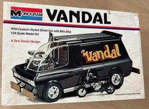 Monogram vandal 1/24 Plastic model Rare Item - Picture 1 of 2