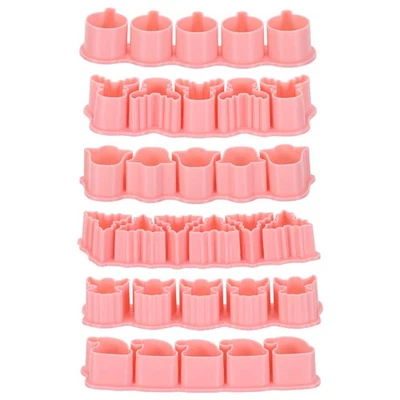  6-teiliges Engel-Ausstechförmchen – Mini-Rentier-Weihnachtsplätzchenausstecher - Bild 1 von 4