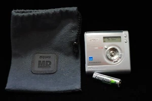 SONY MZ NH700 MD minidisc Recorder NET HI MD new rare Sony clip on Microphone - Afbeelding 1 van 3