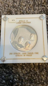 Large 2.25" Apollo silver medal in case, Apollo 14 - Picture 1 of 7