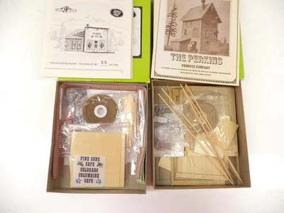 Durango Press Cafe + Produce Supply Building kit, (lot sb) - Image 1 of 3