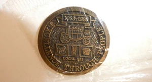 UAW/GM/Fisher Body Buick-Oldsmobile-Cadillac Chicago Token 1953-1989 Local 558 - Bild 1 von 8