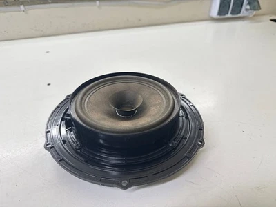 Volkswagen Transporter - Caravelle T5 2008 Front right front door speaker - Image 1 of 4